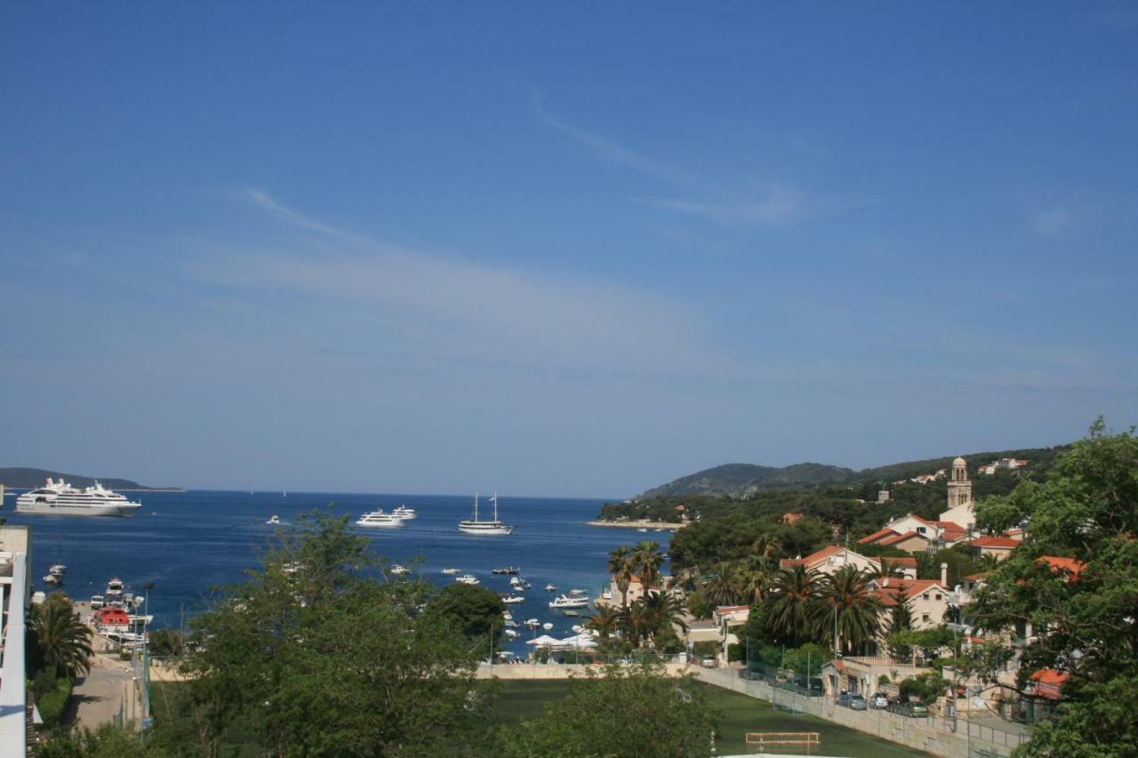 Marinesa Apartment
